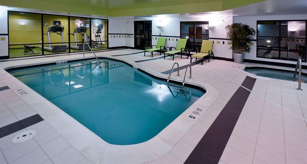Fairfield Inn & Suites By Marriott Matthews Шарлът Екстериор снимка
